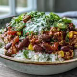 Chili Schale mit Reis und Bohnen