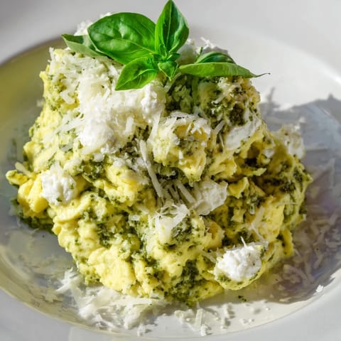 Pesto Cottage Cheese Eggs